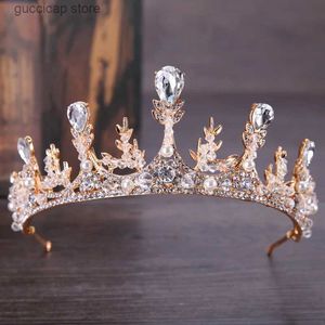 Tiaras moda düğün saç aksesuarları altın rhinestone inci inci kristal kafa grubu taç gelin heardress kraliçe taç gelin düğün tacı y240319