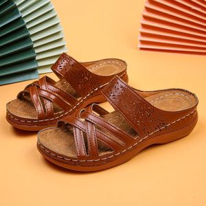 Slippers Sandals Women Wedge Heels Summer Shoes Woman Vintage Anti-slip Platform Casual Beach Flip Flops