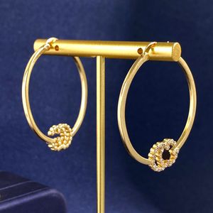 Plated gold woman designer earrings small sweet stud earings high quality moissanite polished hoop earring party wedding jewelry christmas gifts zl174 I4