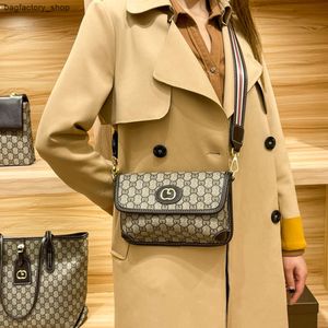 Corporate Women's Bags Factory 50% Discount Promotion Brand Designer Handbags Hot Chest Bag New Network Red Versatile Fashion Shoulder Letter