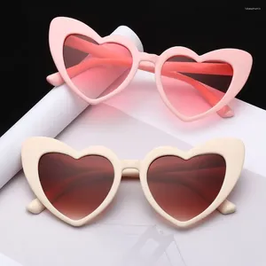 Óculos de sol em forma de coração para mulheres moda amor UV400 óculos de proteção