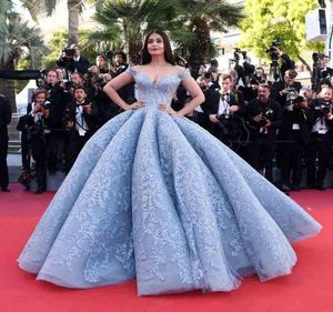 Sky Blue New Crystal Design 2019 Ball Gown Celebrity Prom Dresses Offshults Offshulder Length Lace Dression Even9141214