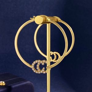 Högkvalitativ kvinna Designerörhängen Modig lyx örhänge Rund Crystal Hoop Earring Versatile Temperament Orecchini Anniversary Gift Jewelry ZL174 I4