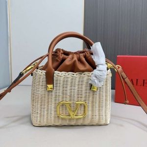 ショップデザインハンドバッグ卸売小売バッグNujia Womens Handbag Straw Detachable Shourdle Strap Basket