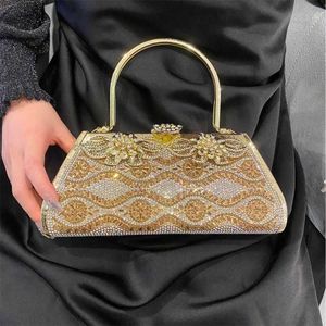 Hip Shoulder Bags Fashion Diamond Designer Handbags Tote Bag Bar Evening Party Wedding Banquet 240311