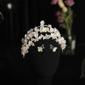 Diademi Trendy Bianco Perla Cristallo Accessori per capelli da sposa Corona da sposa Fascia per capelli Fascia per capelli Accessori per copricapo da sposa fatti a mano Y240319