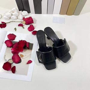 Woman designer sandal Slides Shoes luxury man Slippers Summer Soft padded nappa leather slide metal triangle Lug tread rubber sole 3.7 03