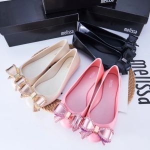 Sandals 2023 Autumn Women's Melissa Jelly Shoes Fashion Ladies Gold Plated Bow Single Shoes nonslip Beach Shoes SM193