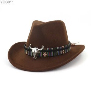 Breda randen hattar hink ny west cowboy hatt imitation ull filt metall tjurhuvud dekoration sombrero fedora män kvinnor svart röd brun 240319