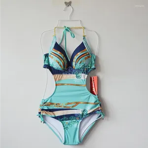 Wieszaki metalowy drut kształt ciała bikini wieszak na strój kąpielowy ubiór unisex ubrań stojak na plażę do prania cloakroom