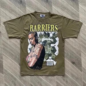 Men's T Shirts Good Quality 2024ss Barriers Fashion Shirt Men Blackish Green Women Short Sleeved Portrait Tees T-Shirt