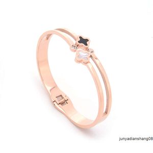 Novo par de concha de ouro rosa preto e branco diamante quatro folhas grama pulseira versão coreana moda titânio aço pulseira personalizada