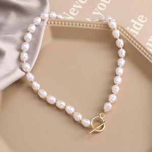 Fashionable Minimalist Versatile Baroque Pearl Pendant Necklace for Men