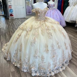 Lekki szampan błyszcząca sukienka Quinceanera z ramion gorsetowa suknia balowa aplikacja koronkowe koraliki Tull Sweet 16 vestidos de 15 anos