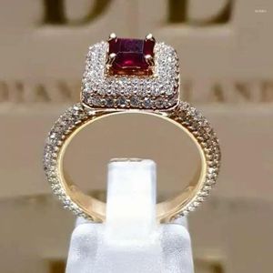 Hochzeit Ringe Luxus Rot Kristall Elegant Für Frauen Männer Voll Glänzend Cubiz Zirkon Weibliche Verlobungsring Schmuck Jahrestag Geschenk