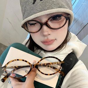 Okulary przeciwsłoneczne Y2K Girls Retro Owalne Olwowe okulary kobiety Kobieta ins słodki fajny trend oko