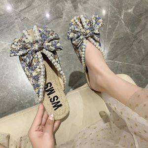 Slippers chinelos mulheres 2022 Novo arco floral baotou sandálias moda moda plana pérola decoração mulas fadies ao ar livre tênis de praia slides