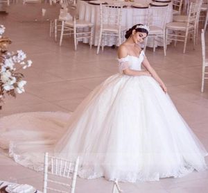 Modest Ball Gown Wedding Dresses with Beading Tassels off Shoulder Vestidos De Novia Lace Applique Tulle Sweep Train Bride Dress2712542