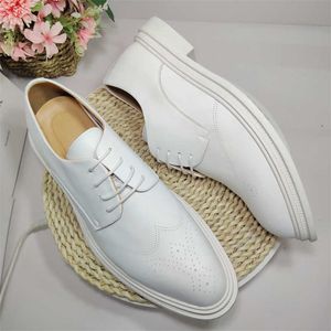 HBP Tamanho Sem Marca 38-466.5-12 Lace Up Point Toe Homens Vestido Sapatos Oxfords Design Clássico Atacado Branco Brogue Sapatos