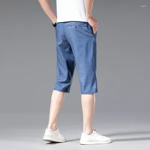 Мужские шорты Ультра-лиоцелловые джинсовые укороченные брюки Прямые свободные летние тонкие синьтан выше колена 67 очков Ice Silk