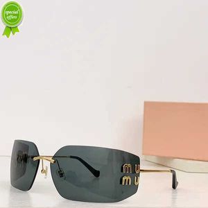여성용 선글라스 Miumius Luxurys 디자이너 활주로 안경 여성 디자이너 선글래스 고품질 제곱 안경 음영 여성 성 BV90 VMRB H5YX