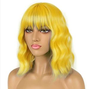 Syntetiska peruker cosplay peruker hårjoy syntetiska hår peruker kvinnor kort gul peruk med lugg för kostym 240329
