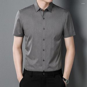 Men's Casual Shirts Summer Short-sleeved Solid Color Thin Business Korean Version Handsome Men