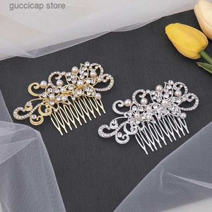 Diademi Donna Gioielli per capelli Matrimonio Accessori per capelli da sposa alla moda Colore argento Strass Cristallo Spose Tiara Perla Pettini per capelli manuali Y240319