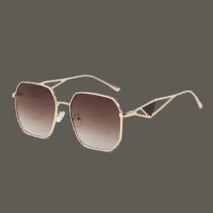Neue Designer-Sonnenbrille, klassisch, trendig, 2024, Sonnenbrille für Damen, Outdoor-Strandsonnenbrille für Herren, optional, dreieckige Signatur, kostenloser Versand, fa081 E4