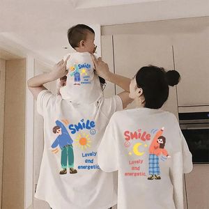 Baba anne kızı oğul çocuk kıyafetleri bebek kıyafetleri moda karikatür tshirt yaz anne baba ve ben aile eşleşen 240311