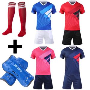 1 Paar Fußball-Schienbeinschoner und Socken kostenlos für Männer und Kinder, Fußball-Trikots-Set, individuelles Kinder-Trikot-Set, Sportbekleidung, Shorts, Unifor 240306