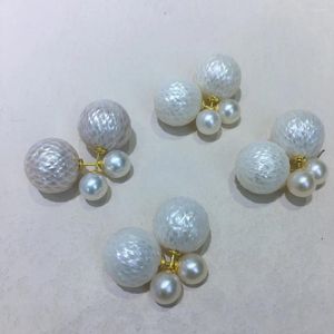 Dingle örhängen 12-15 mm snidade pärlor dubbla pärlor drake pärlor litet mode