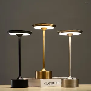 Lâmpadas de mesa Modern Bar Portátil LED Night Lights Exigível Latão Sem Fio Mesa Sala de Jantar Quarto Cabeceira Industrial Lighing