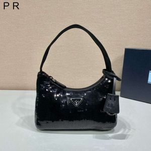 Classic Luxury Handbag Factory Online Wholesale Retail Free Shipping New Flash Bag Hobo Sequin Underarm Single Shoulder Handbag Fashionable and Trendy Womens