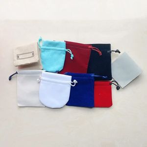 Drawstring Torbaları Tasarımcı Kolye Bilezik Küpeler için Yumuşak Kadife Bez Hediye Çantaları Takı Paketleme Düğün Partisi Favoriler Paketleme Makyaj Kozmetik Organizatör