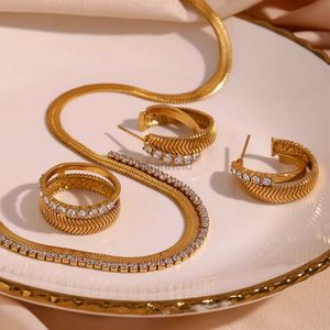 Bangle Herryingbone Snake Chain Rhinestone Cross Gold Plated Silver Color Ring With Stainless Steel Necklace Earring Party Set Jewelrt 240319