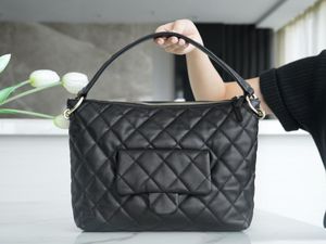 10A Högkvalitativ lyxdesigner Bag Brand Kvinnor axelväska handväska läder crossbody väska kedja korsk axel handväska plånbok underarmsäck