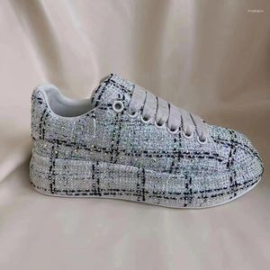 Casual skor toppkvalitet sneakers kvinnor skridskor 2024 bling rhinestone loafers plattform mode glänsande kvinnors kristall