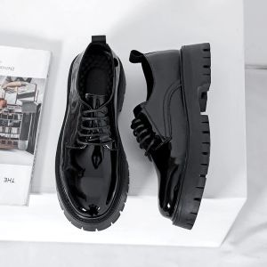 Sapatos 2024 Spring Autumn Autumn Novo design original Hight Hight Patent Leather Shoes para masculino Black Hombre Business Dress Dily
