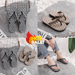 Hot-Selling Designer tofflor Kvinnors sommarhäl Sandaler tofflor Tryckta vattentäta tofflor Plattform tofflor strand sport flip-flops gai