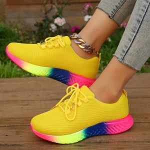 Sapatos mulheres arco -íris sapatos de esportes europeu a América 2024 nova moda leve confortável confortável grosso de renda up sapatos elásticos de sapatos casuais