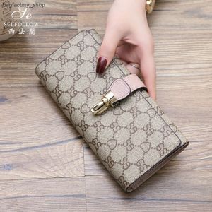 Damentaschenfabrik 50 % Rabatt Aktion Marke Designer-Handtaschen Lange Brieftasche Leder Großes Rindsleder Mehrere Positionen Vereinfachtes Handheld Trendy