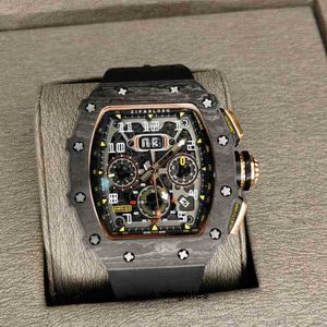 Mens Mechanics Watch Richa Luxury Carbon Brazed Watch Men의 동일한 Domineering 다기능 배럴 모양 대형 다이얼이 풀 아우토를 뚫습니다.