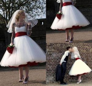 Rock and Roll Gothic Wedding Dresses With Red Sash A Line Kne Length Boho Tulle Short Bridal Dress Billiga Plus Size Wedding Gowns1798291