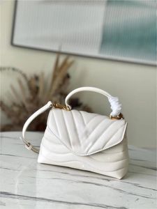 10A Mirror Quality Designer Handbag Cowhide Crossbody Bag Axel Väskor