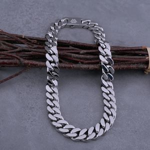 Hip Hop Cuban Chain Cast Mens Halsband Rostfritt stål Fina Polerade fyra sidor Skär pojkvän Par Present Partihandel 240311