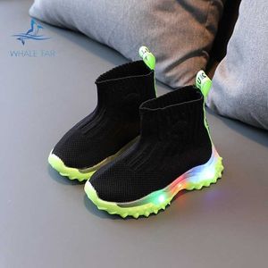 HBP Non-Brandneue LED-Leuchtschuhe für Jungen und Mädchen, fliegende Stricksneaker, Überfußsocken