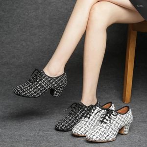 Dansskor gitter latin kvinnlig mjuk sula lärare sport square dans moderna kvinnor balsal sneakers