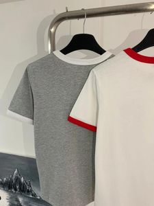 Kvinnors T-skjortor 2024 Spring/Summer Round Neck Grundläggande enkla broderade korta ärmar Kontrast Färgkant Lös t-shirt