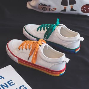 Scarpe tela scarpe da donna vulcanizzare scarpe nuovo stile sneaker arcobaleno signore appartamenti casual trasporto viaggiatore per viaggi piccoli scarpe bianche